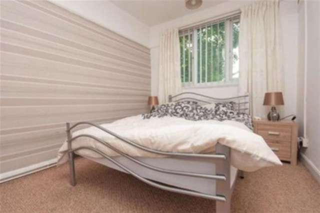  Image of 3 bedroom Semi-Detached house to rent in Glenhurst Road Burnage Manchester M19 at Manchester, M19 1WX
