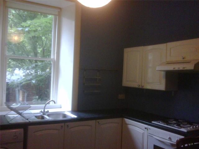  Image of 4 bedroom Flat to rent in Great George Street Glasgow G12 at Kelvinbridge Glasgow Glasgow, G12 8RP