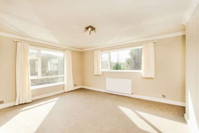  Image of 2 bedroom Flat for sale in Grosvenor Bridge Road Bath BA1 at Bath, BA1 6BE