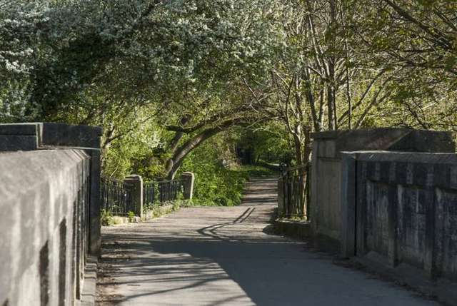  Image of 2 bedroom Flat for sale in Grosvenor Bridge Road Bath BA1 at Bath, BA1 6BE