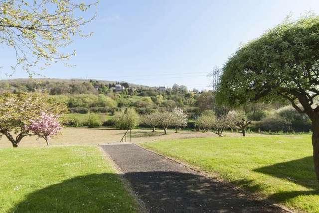  Image of 2 bedroom Flat for sale in Grosvenor Bridge Road Bath BA1 at Bath, BA1 6BE