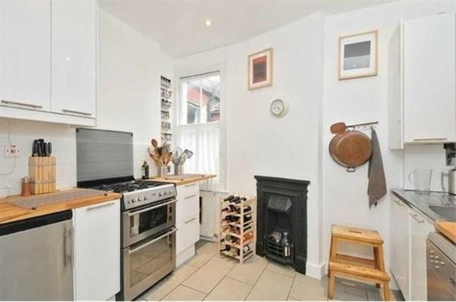  Image of 3 bedroom Maisonette for sale in Hanover Road London NW10 at London, NW10 3DR