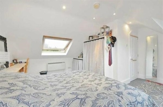  Image of 3 bedroom Maisonette for sale in Hanover Road London NW10 at London, NW10 3DR