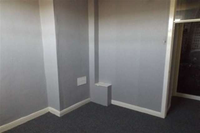  Image of 3 bedroom Terraced house to rent in Harley Street Openshaw Manchester M11 at Manchester, M11 1AS