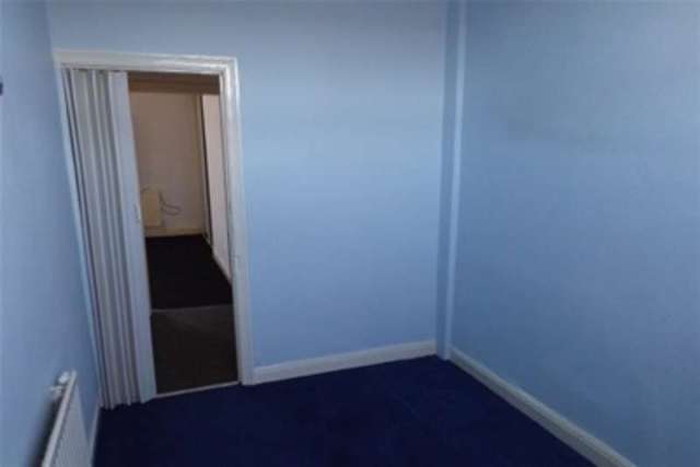  Image of 3 bedroom Terraced house to rent in Harley Street Openshaw Manchester M11 at Manchester, M11 1AS