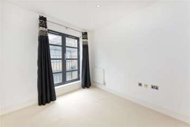  Image of 2 bedroom Flat to rent in Hatton Place London EC1N at Clerkenwell London Farringdon, EC1N 8RU