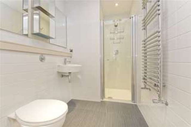  Image of 2 bedroom Flat to rent in Hatton Place London EC1N at Clerkenwell London Farringdon, EC1N 8RU