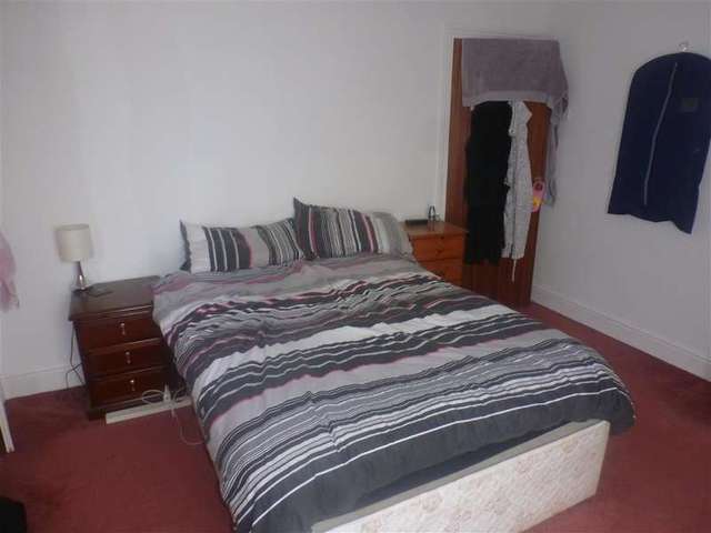  Image of 3 bedroom Terraced house for sale in Havant Road Portsmouth PO2 at Portsmouth Portsmouth Portsmouth, PO2 0BP