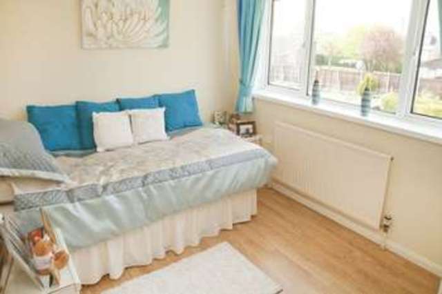  Image of 3 bedroom Detached house for sale in Heath Close Welton Lincoln LN2 at Heath Close  Welton, LN2 3JY