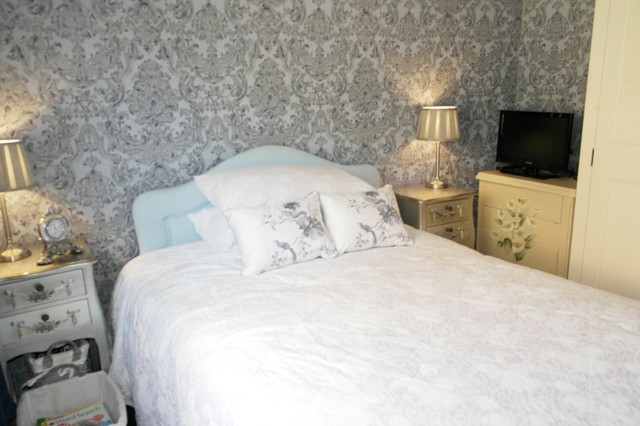 Image of 2 bedroom Bungalow for sale in Heather Grove Bramley Leeds LS13 at Bramley, LS13 4LE