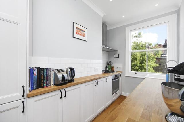  Image of 2 bedroom Flat for sale in Hemberton Road London SW9 at Hemberton Road  London, SW9 9LE