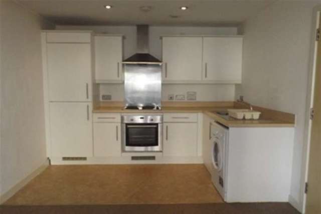  Image of 1 bedroom Flat to rent in Heol Staughton Cardiff CF10 at Cardiff, CF10 5FS