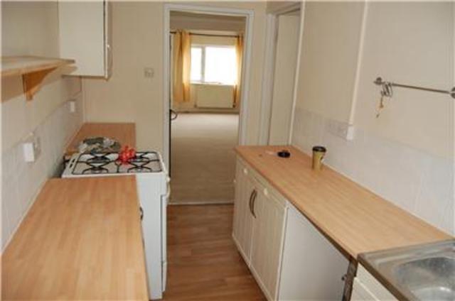  Image of 2 bedroom Terraced house to rent in Hermitage Street Cheltenham GL53 at Leckhampton  Gloucestershire, GL53 7NX