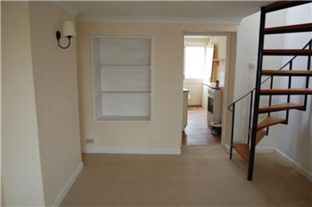  Image of 2 bedroom Terraced house to rent in Hermitage Street Cheltenham GL53 at Leckhampton  Gloucestershire, GL53 7NX