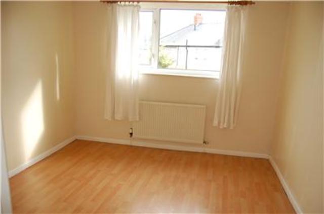  Image of 2 bedroom Terraced house to rent in Hermitage Street Cheltenham GL53 at Leckhampton  Gloucestershire, GL53 7NX