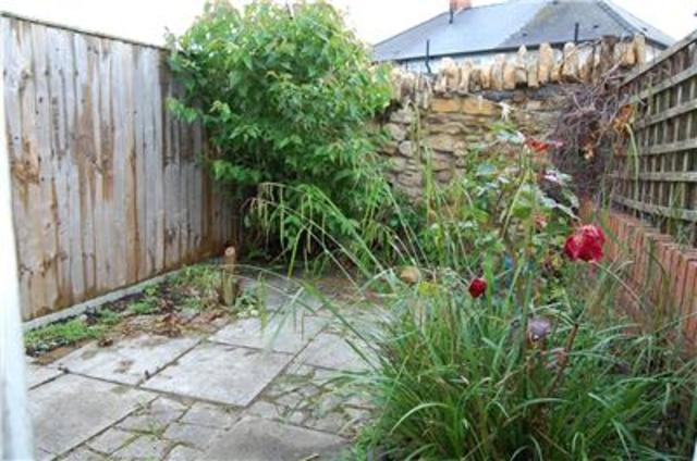  Image of 2 bedroom Terraced house to rent in Hermitage Street Cheltenham GL53 at Leckhampton  Gloucestershire, GL53 7NX