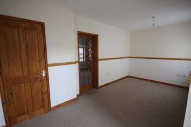  Image of 3 bedroom Terraced house to rent in High Row Loftus Saltburn-by-the-Sea TS13 at High Row Loftus Saltburn-By-The-Sea, TS13 4SA