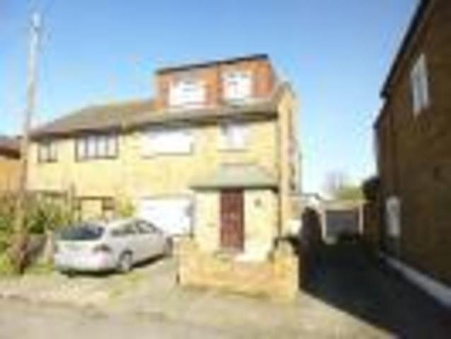  Image of 4 bedroom Semi-Detached house for sale in High Street Harlington Hayes UB3 at Harlington, UB3 5DG