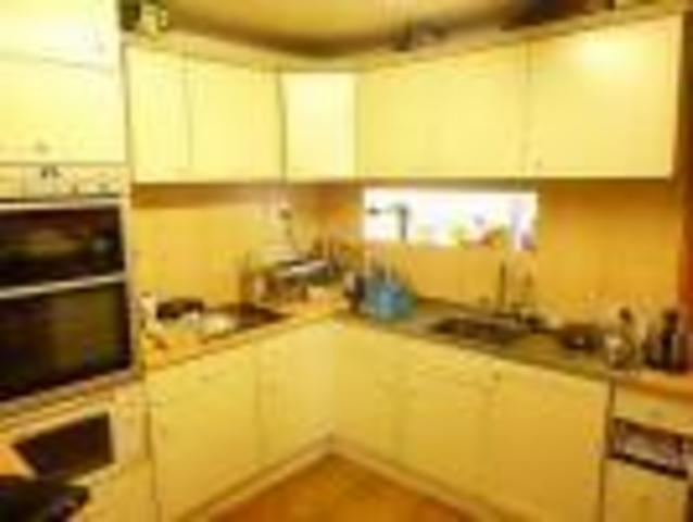  Image of 4 bedroom Semi-Detached house for sale in High Street Harlington Hayes UB3 at Harlington, UB3 5DG