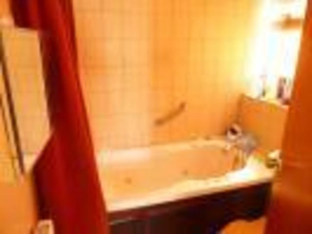  Image of 4 bedroom Semi-Detached house for sale in High Street Harlington Hayes UB3 at Harlington, UB3 5DG