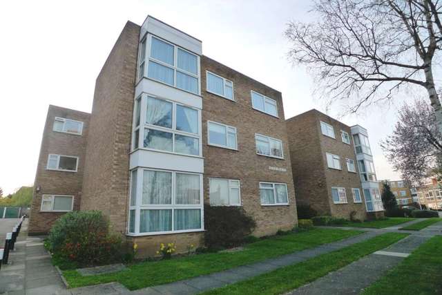  Image of 1 bedroom Flat for sale in Highview Road Sidcup DA14 at Highview Road  Sidcup, DA14 4EZ