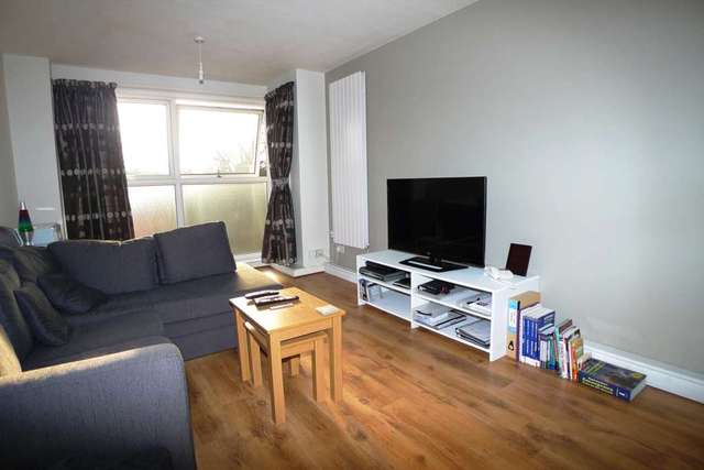  Image of 1 bedroom Flat for sale in Highview Road Sidcup DA14 at Highview Road  Sidcup, DA14 4EZ