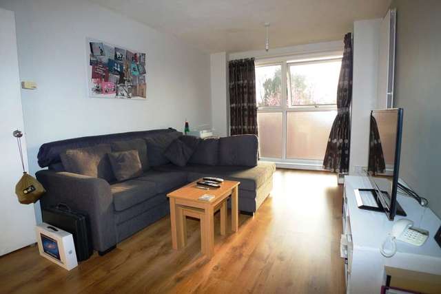  Image of 1 bedroom Flat for sale in Highview Road Sidcup DA14 at Highview Road  Sidcup, DA14 4EZ