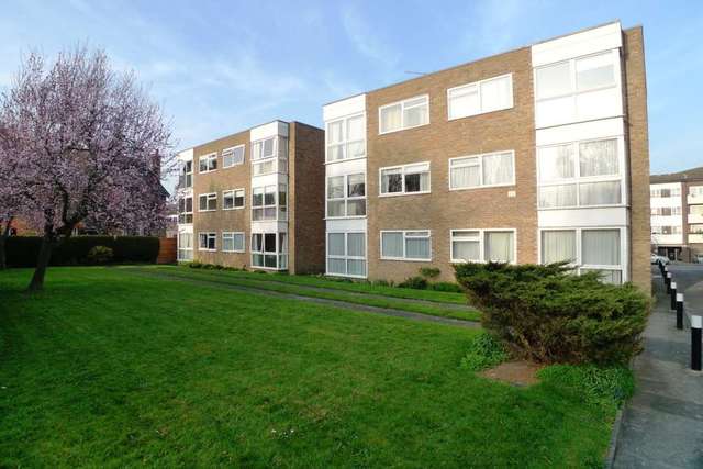  Image of 1 bedroom Flat for sale in Highview Road Sidcup DA14 at Highview Road  Sidcup, DA14 4EZ