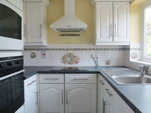  Image of 1 bedroom End of Terrace for sale in Hilmanton Lower Earley Reading RG6 at Hilmanton  Reading, RG6 4HN