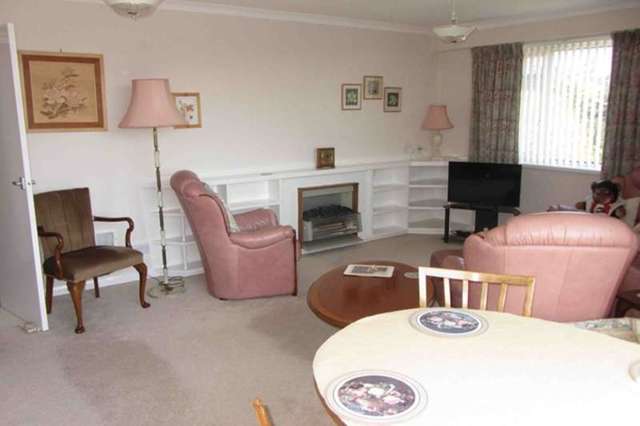  Image of 2 bedroom Flat for sale in Lower Warberry Road Torquay TQ1 at Lower Warberry Road  Torqauy, TQ1 1QR