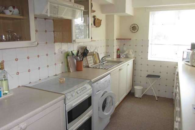  Image of 2 bedroom Flat for sale in Lower Warberry Road Torquay TQ1 at Lower Warberry Road  Torqauy, TQ1 1QR