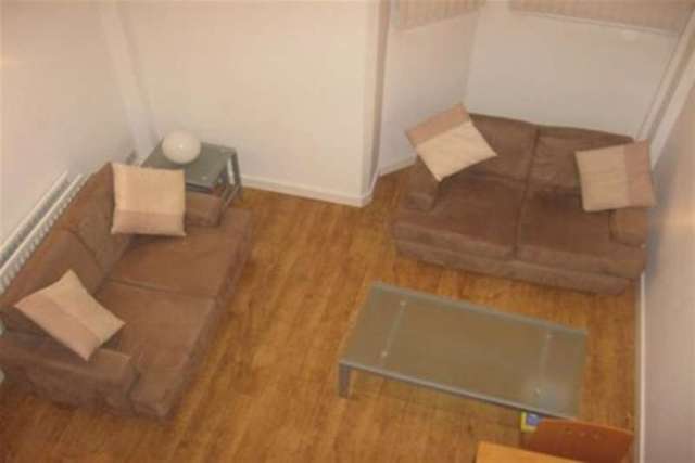  Image of 2 bedroom Flat to rent in Smithdown Road Liverpool L7 at Liverpool, L15 5AN