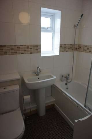  Image of 2 bedroom Semi-Detached house to rent in Hornbeam Road Bicester OX26 at Hornbeam Road  Bicester, OX26 3XZ