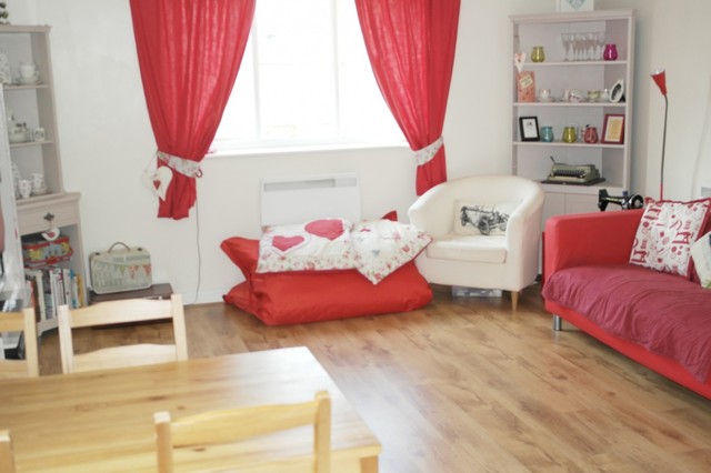  Image of 2 bedroom Apartment for sale in Horsforde View Leeds LS13 at Newlay, LS13 1GE