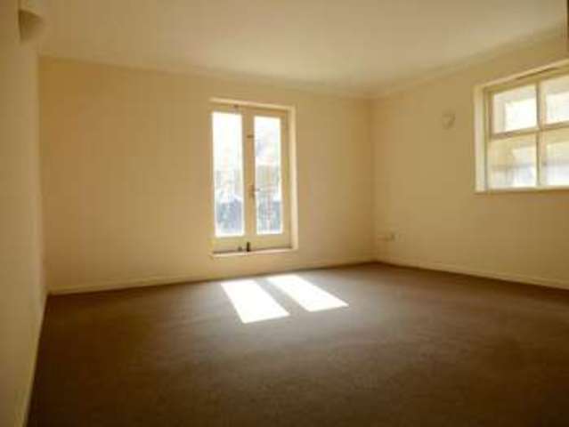  Image of Flat to rent in Howard Place Brighton BN1 at Howard Place  Brighton, BN1 3UP