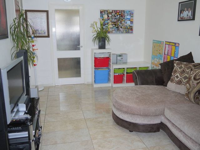  Image of 2 bedroom Detached house for sale in Hughenden Green Aylesbury HP21 at Hughenden Green  Aylesbury, HP21 9EB