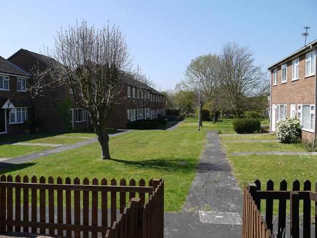 Image of 2 bedroom Detached house for sale in Hughenden Green Aylesbury HP21 at Hughenden Green  Aylesbury, HP21 9EB