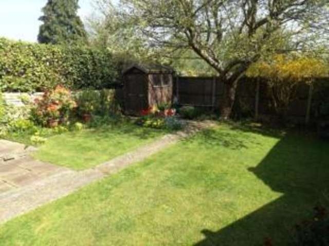  Image of 4 bedroom Bungalow for sale in Graham Close Hutton Brentwood CM13 at Hutton Brentwood Hutton, CM13 1HJ