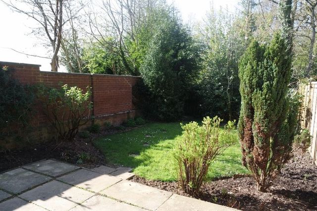  Image of 2 bedroom Semi-Detached house to rent in Kersbrook Close Stoke-on-Trent ST4 at Kersbrook Close Trentham Stoke-On-Trent, ST4 8XL
