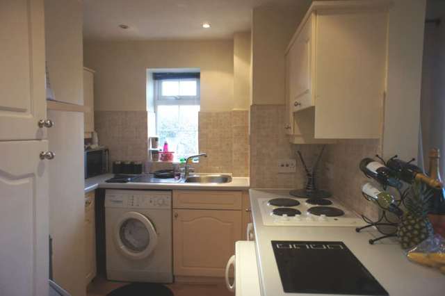  Image of 1 bedroom Flat to rent in Kingfisher Way Bicester OX26 at Kingfisher Way  Bicester, OX26 6YD