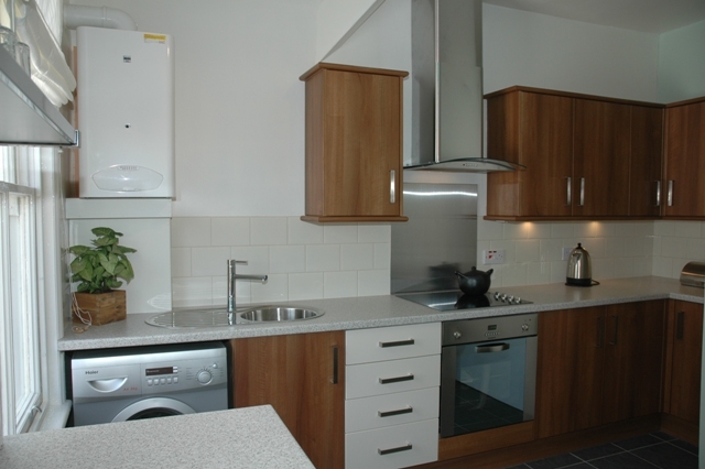 Image of 3 bedroom Apartment to rent in Knowsley Road Southport PR9 at Southport, PR9 0HQ
