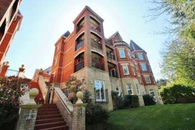  Image of 2 bedroom Flat for sale in Knyveton Road Boscombe Bournemouth BH1 at Knyveton Road  Bournemouth, BH1 3QR