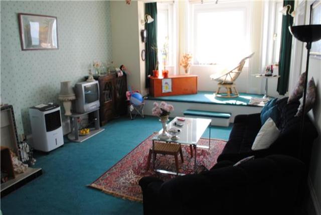  Image of 2 bedroom Flat to rent in Marina St. Leonards-on-Sea TN38 at East Sussex, TN38 0BL