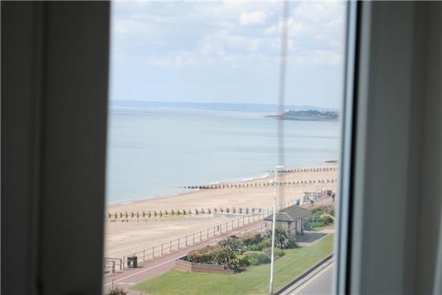  Image of 2 bedroom Flat to rent in Marina St. Leonards-on-Sea TN38 at East Sussex, TN38 0BL