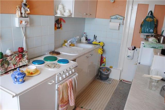  Image of 2 bedroom Flat to rent in Marina St. Leonards-on-Sea TN38 at East Sussex, TN38 0BL