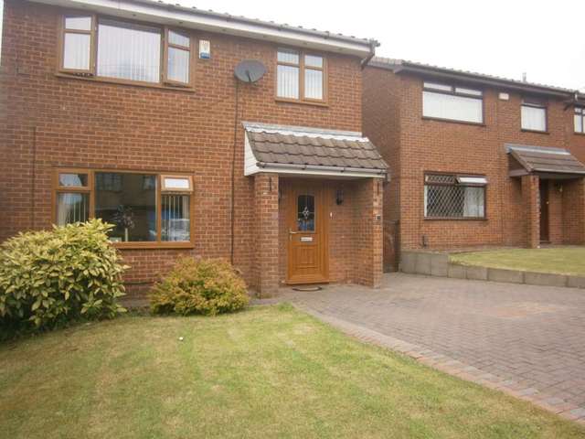  Image of 4 bedroom Detached house to rent in Leander Drive Rochdale OL11 at Leander Drive Castleton Rochdale, OL11 2XE