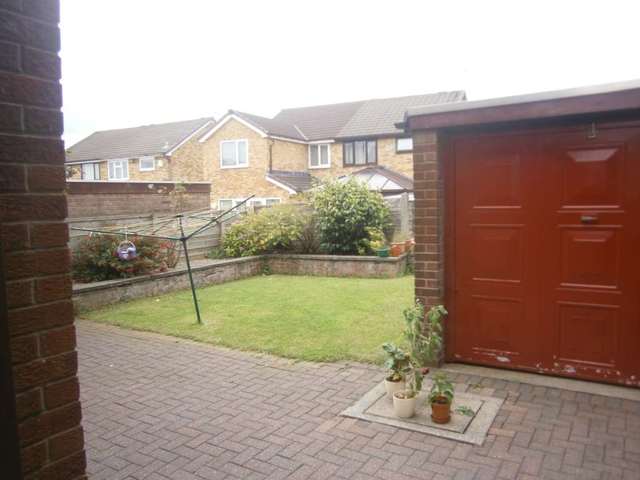  Image of 4 bedroom Detached house to rent in Leander Drive Rochdale OL11 at Leander Drive Castleton Rochdale, OL11 2XE