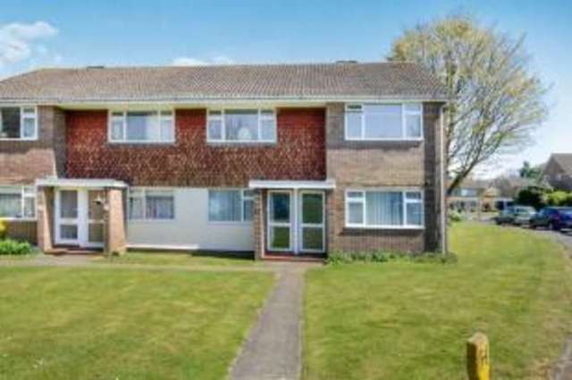  Image of 2 bedroom Maisonette for sale in Windfield Leatherhead KT22 at Leatherhead Surrey Leatherhead, KT22 8UG