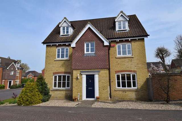  Image of 5 bedroom Detached house for sale in Lime Close Chartham Canterbury CT4 at Lime Close Chartham Canterbury, CT4 7TX