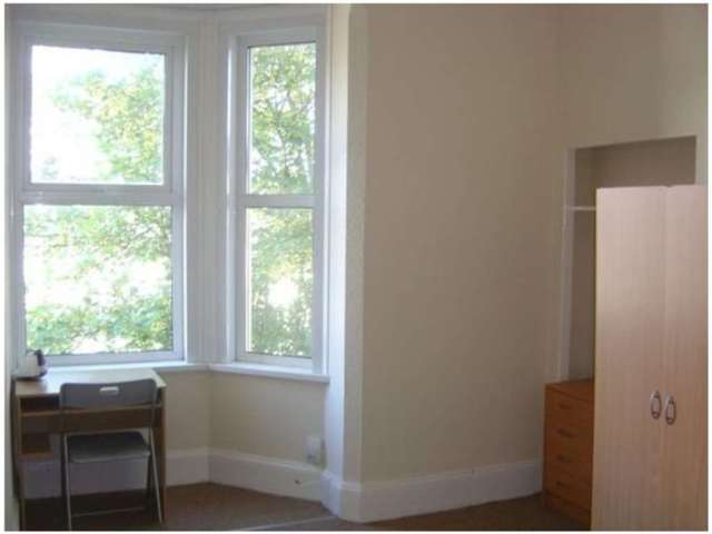  Image of 1 bedroom House Share to rent in Lipson Road Lipson Plymouth PL4 at Lipson Road  Plymouth, PL4 7NQ